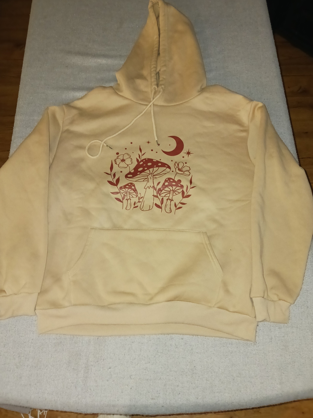 Graphic Pullover Hoodie Size Large